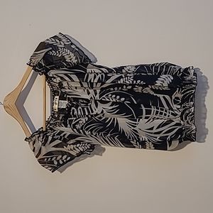 Agenda, Petite Small, Short-sleeved, Black & White, Botanical print Blouse